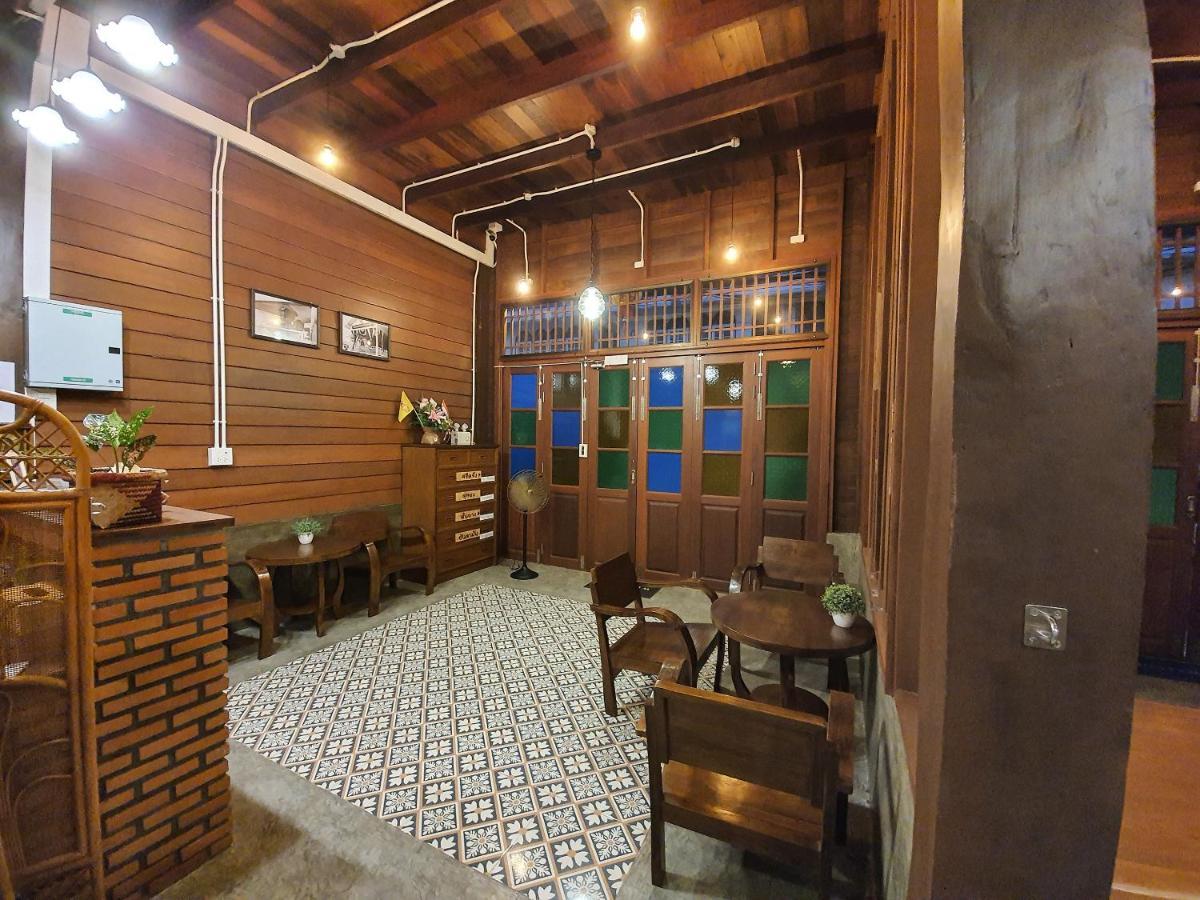 Bansoi 1 & Alley One Cafe 트랑 외부 사진